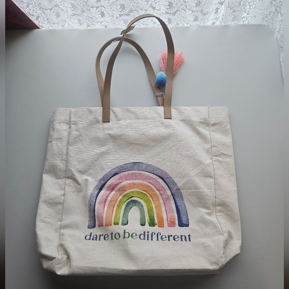 NWT iDesign by Ilene Segal Canvas Pompom Tote Dare To Be Different - Picture 2 of 5